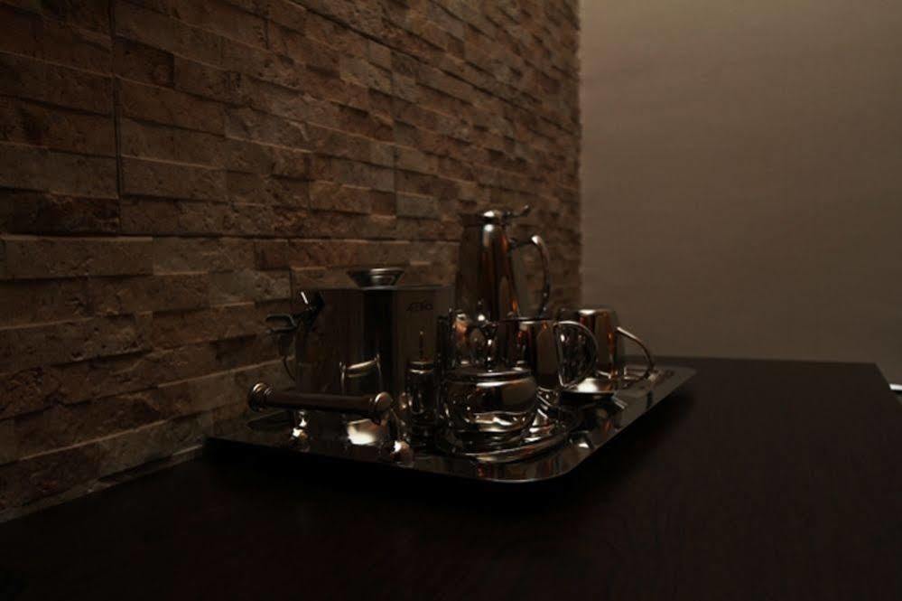 Fryburg Suites Aliayabiagba Bagian luar foto